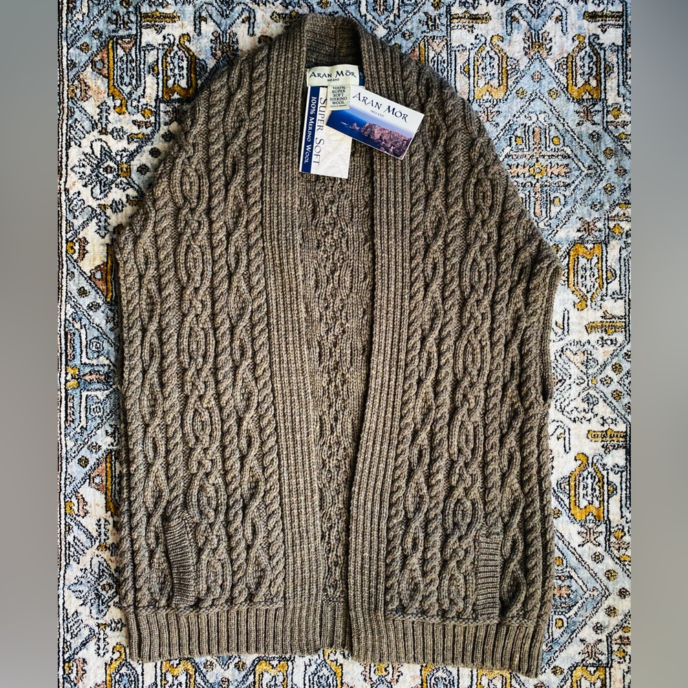 Aran Mor 100% Merino Wool cardigan